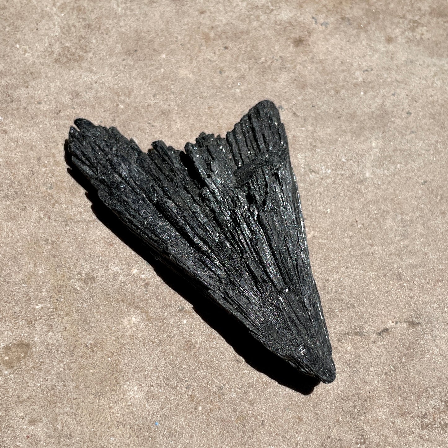 Black Kyanite blades