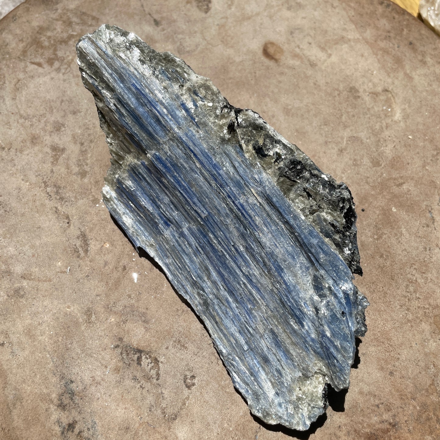 Kyanite cluster