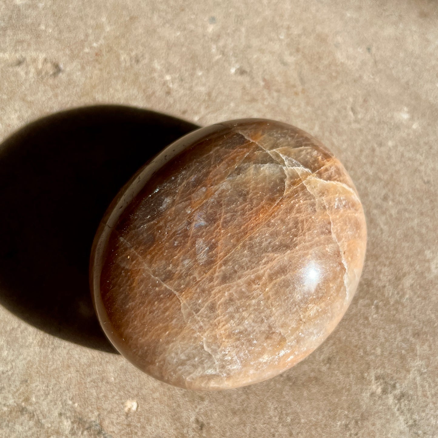Peach Moonstone palm stone 5CM
