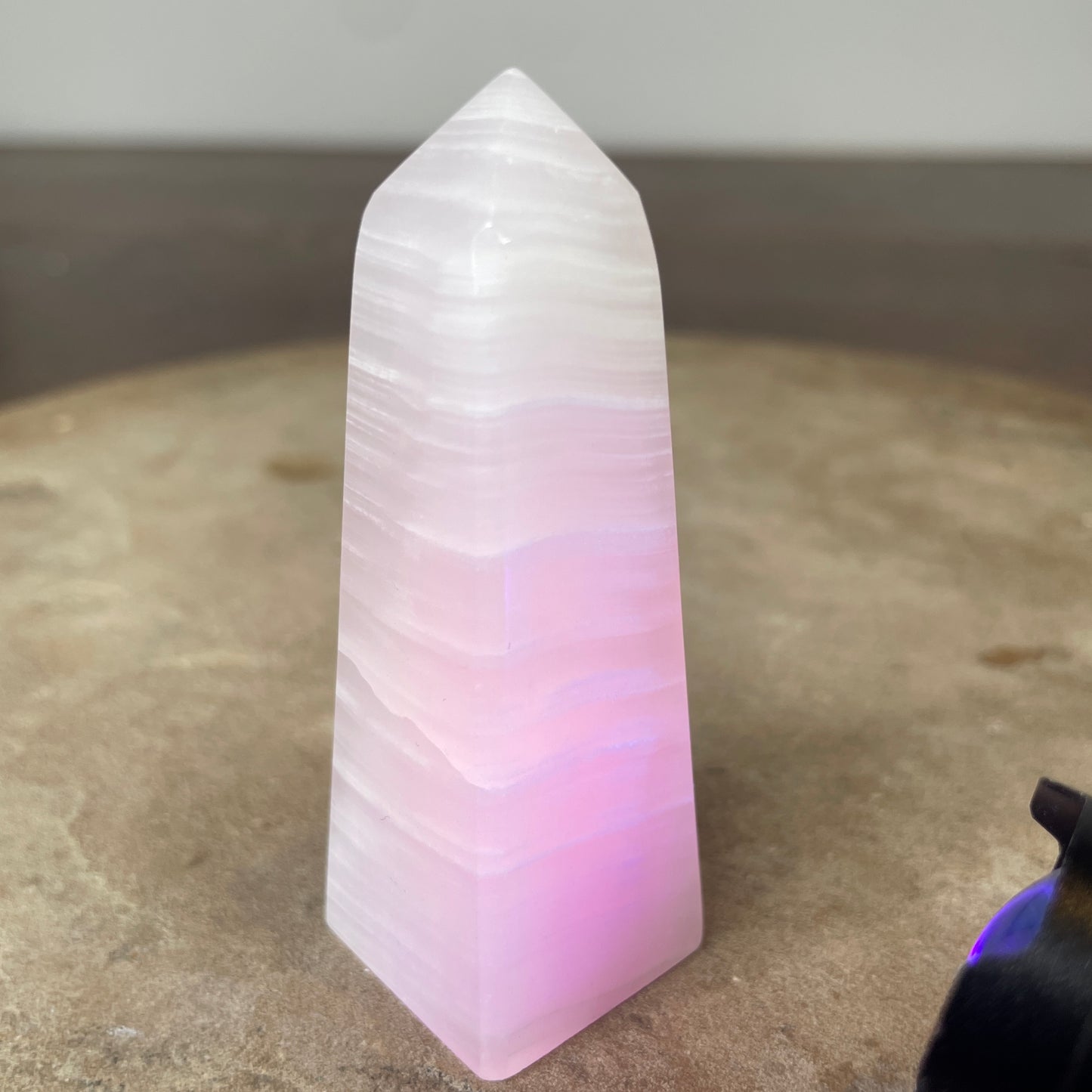 Pink Mangano Calcite Tower 7.5CM