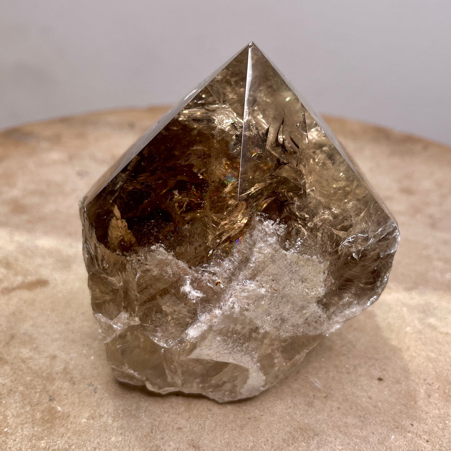 Smokey Quartz cut base 8CM