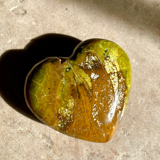 Green Kiwi Opal Heart 7.5CM