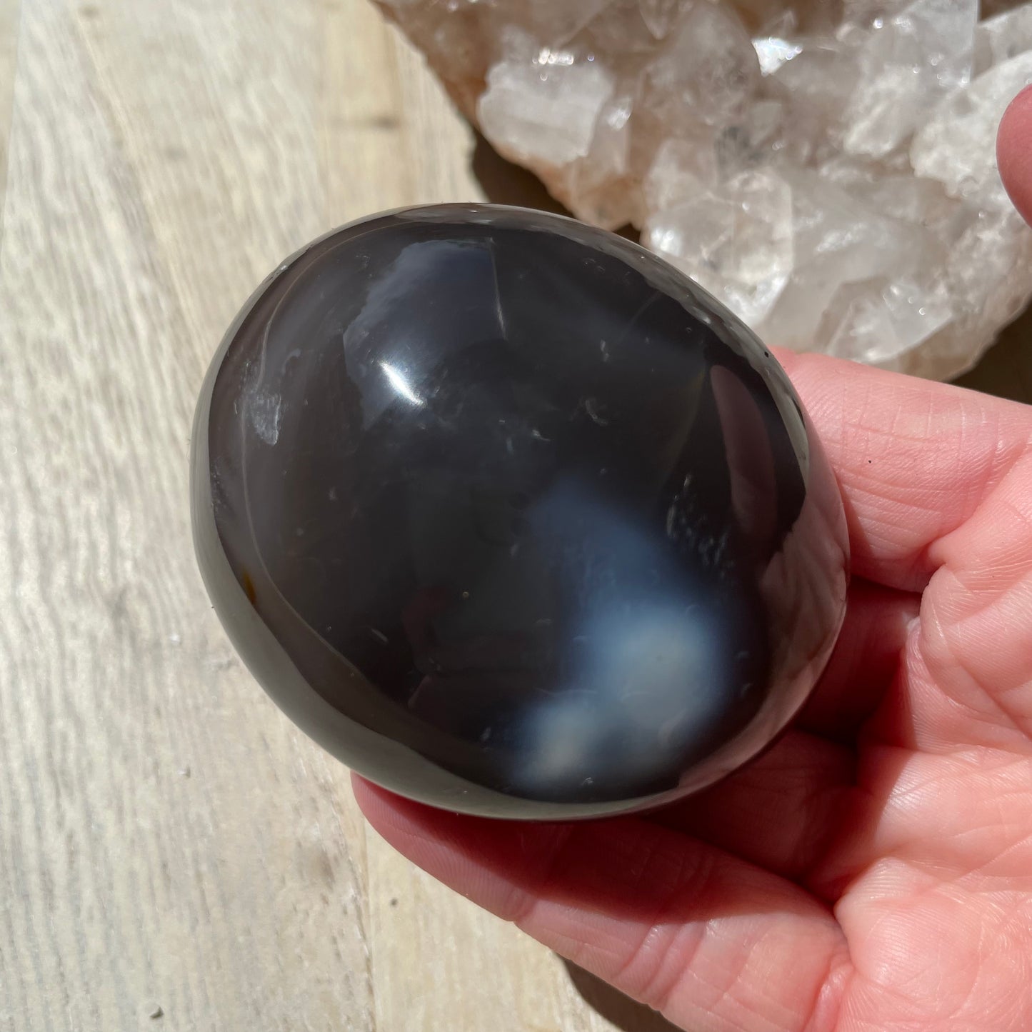 Orca Agate palm stone LG