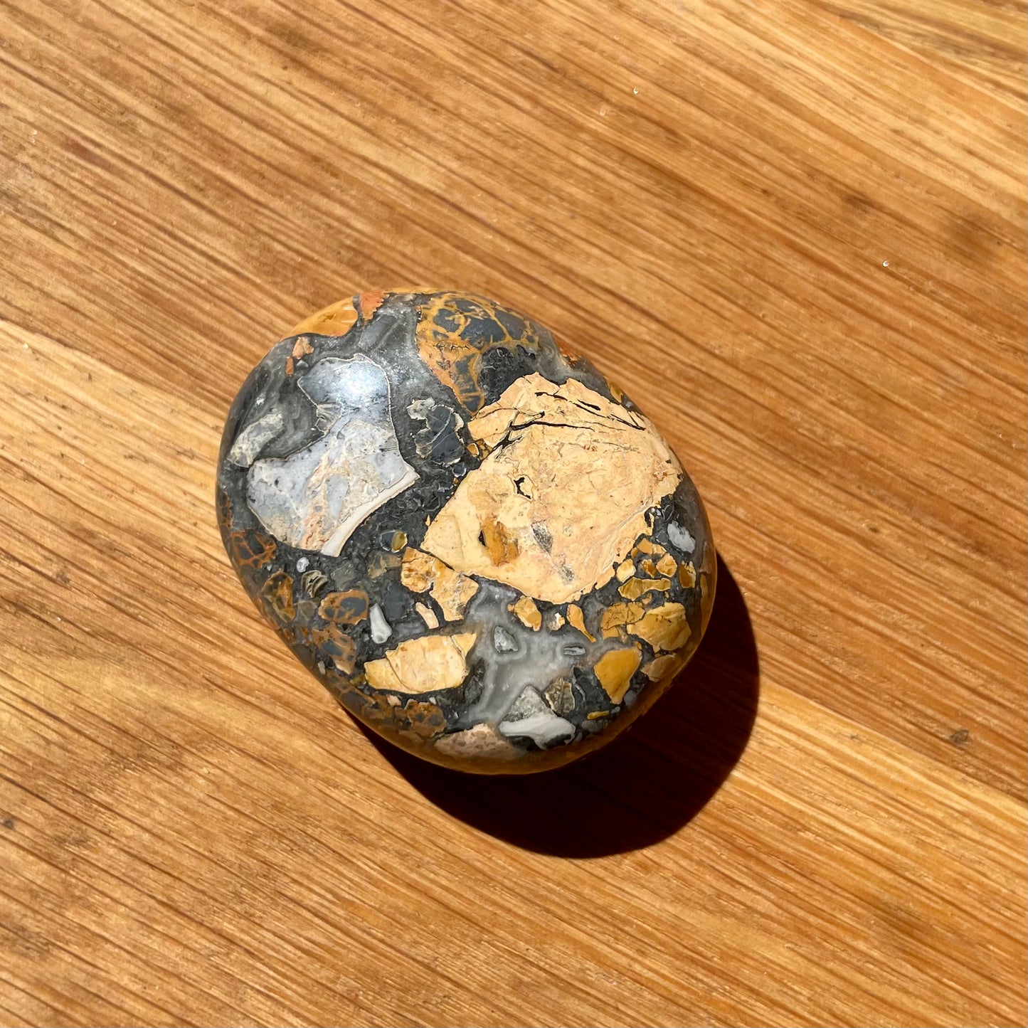 Malingano Jasper Palm stone