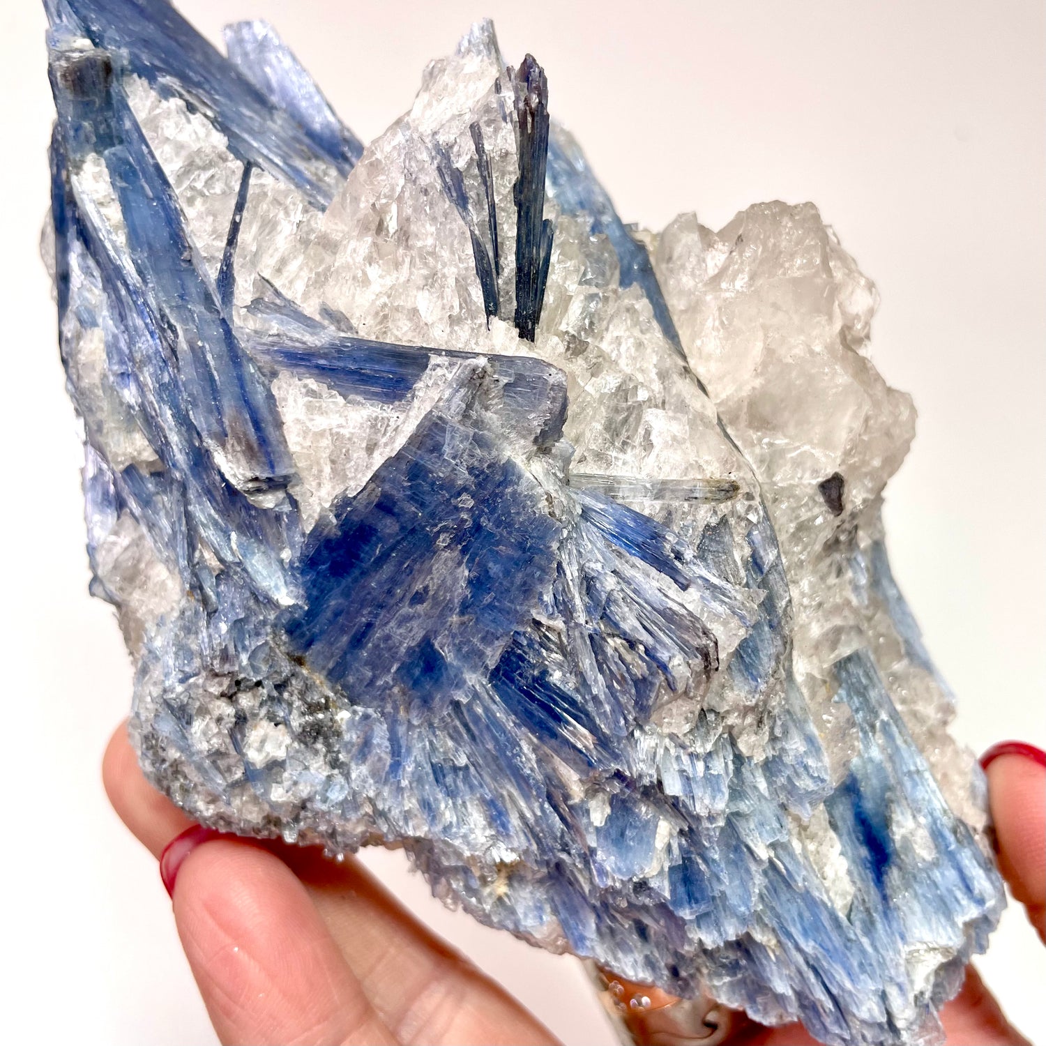 KYANITE