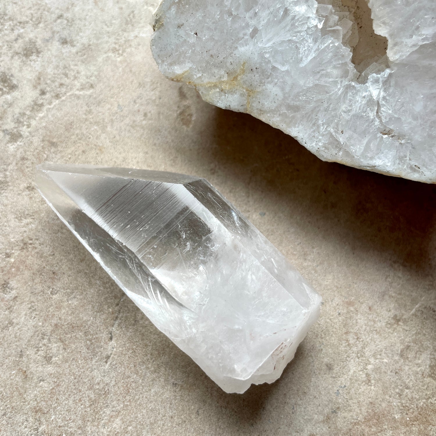 LEMURIAN SEED QUARTZ