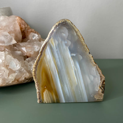 Brazilian Agate geode 9CM