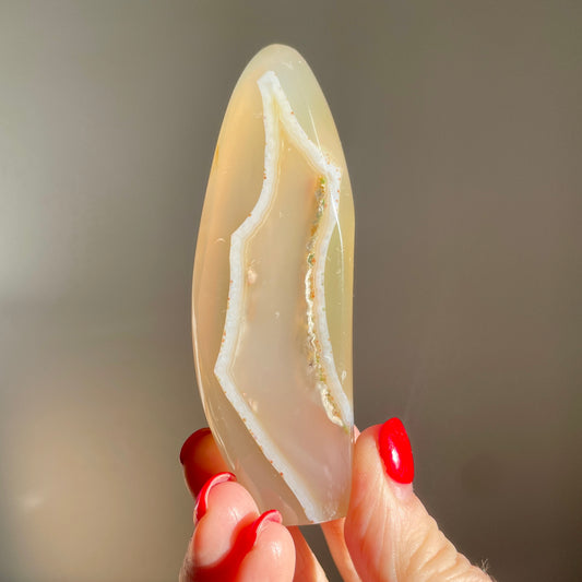 Agate Quartz Freeform 9CM