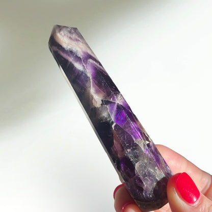 Chevron Amethyst Tower 10.5CM