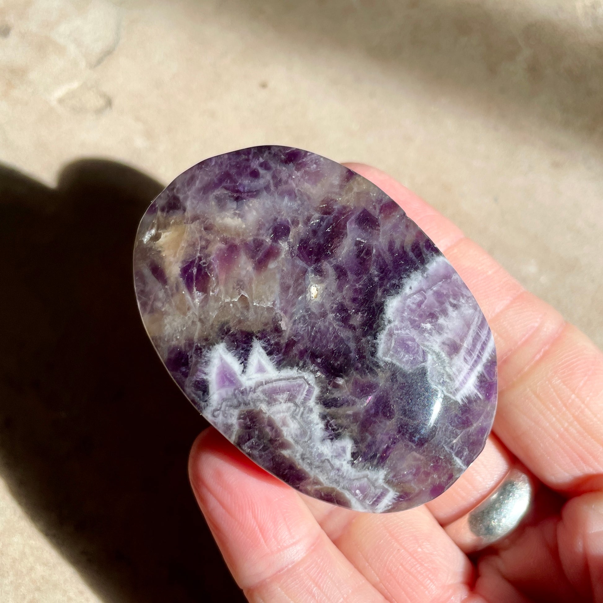 Amethyst palm stone