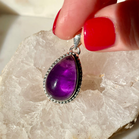 Amethyst teardrop pendant - 925 Stirling Silver