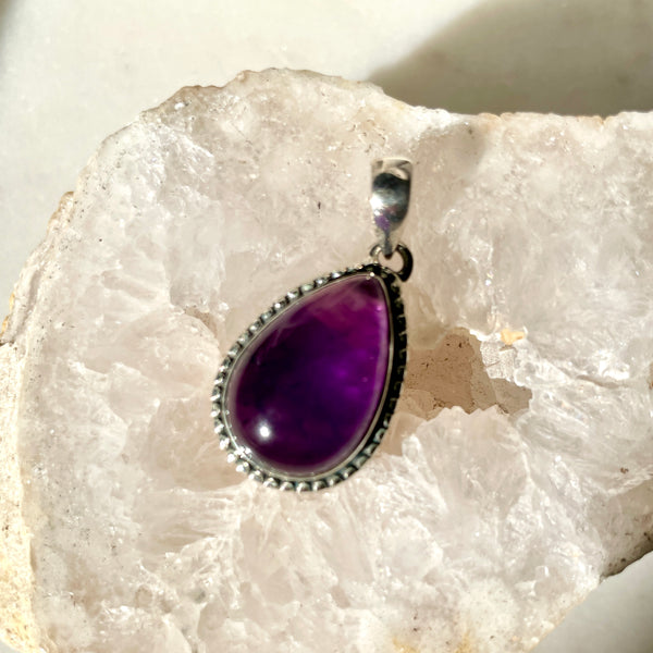 Amethyst teardrop pendant - 925 Stirling Silver