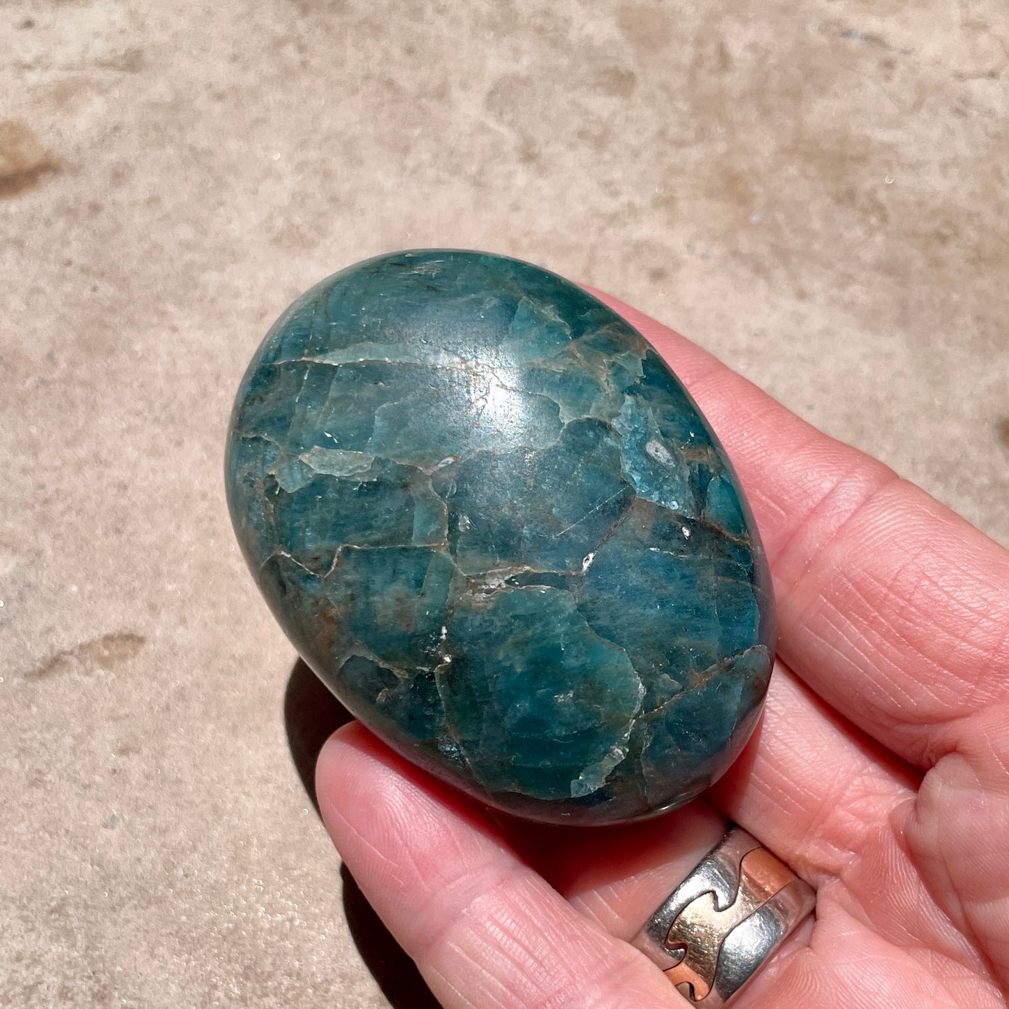 Apatite Palm stone 5.5CM