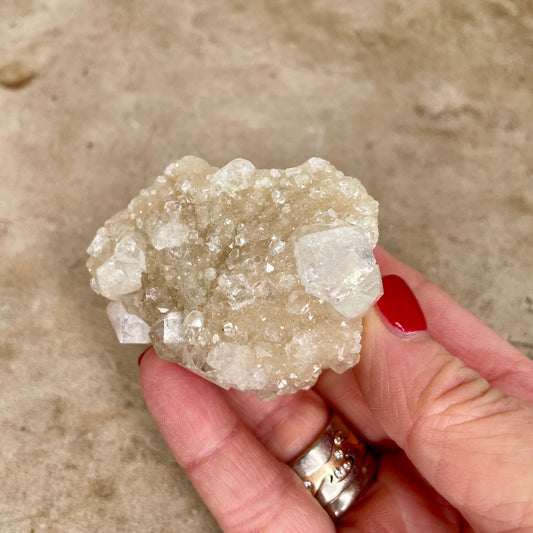 Apophyllite Cluster A1