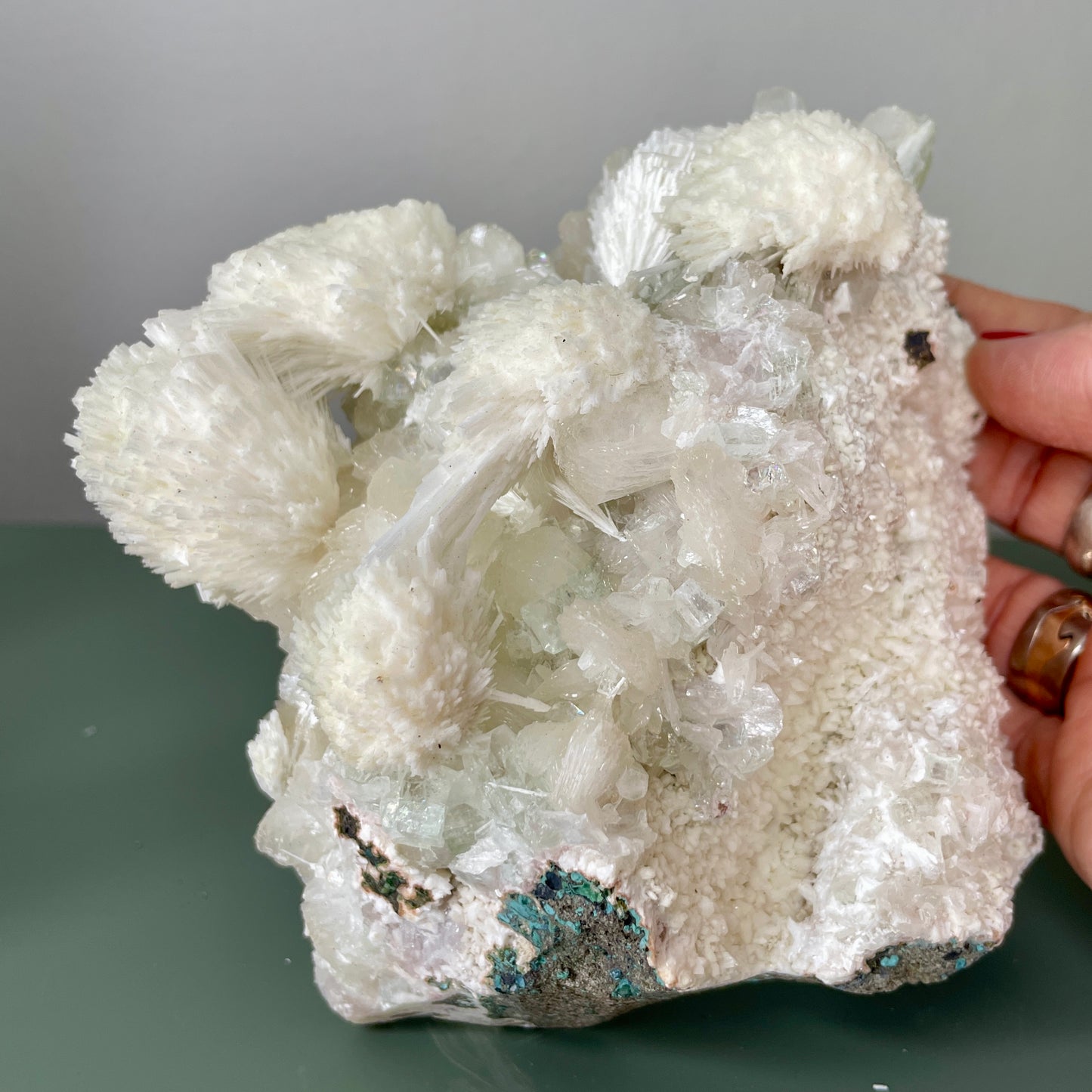 Apophyllite Scolecite Cluster