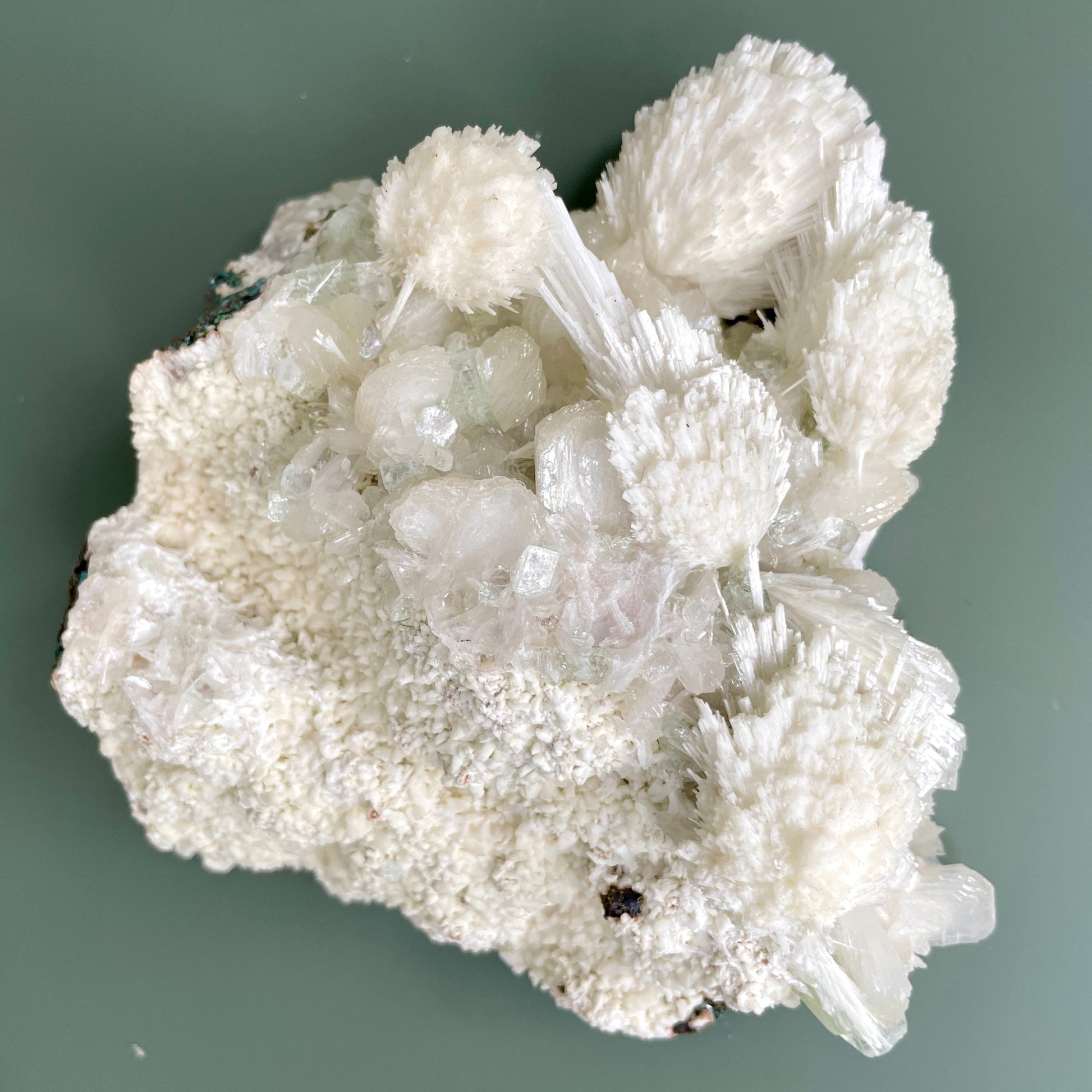 Apophyllite Scolecite Cluster