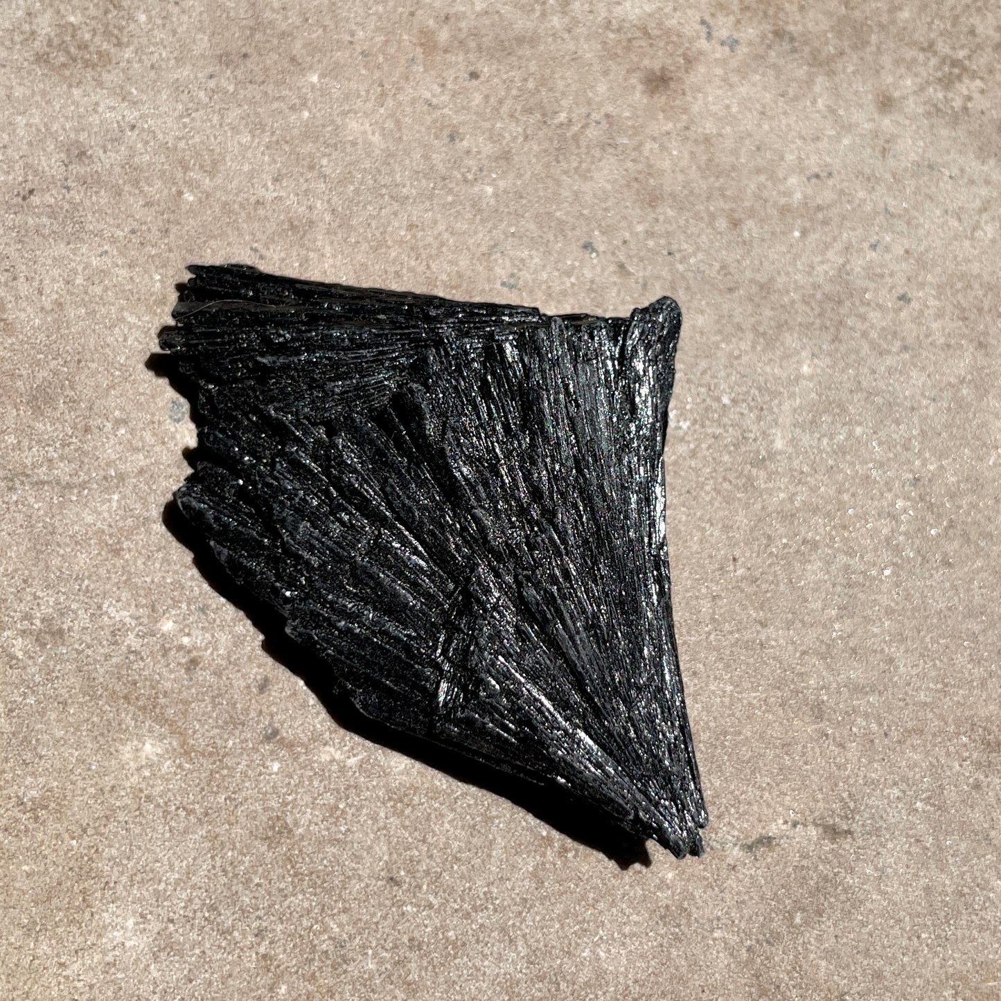 Black Kyanite blades