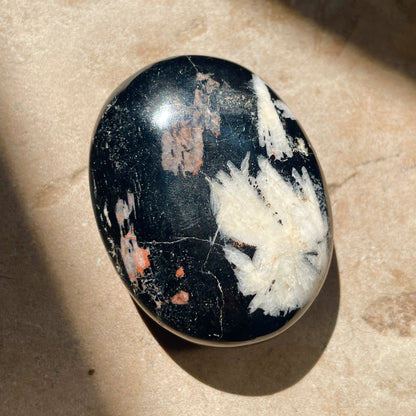 Black Tourmaline Palm stone 5.5cm