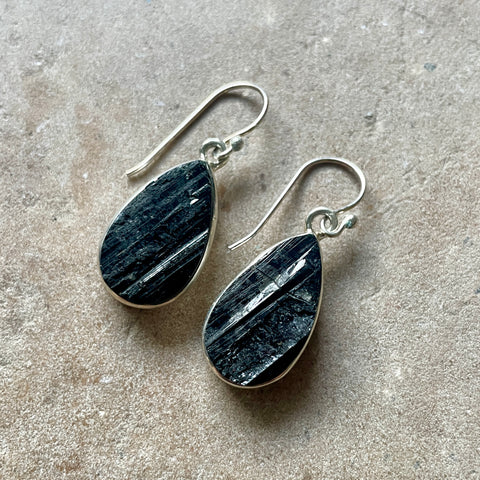 Black Tourmaline oval earrings | 925 Silver