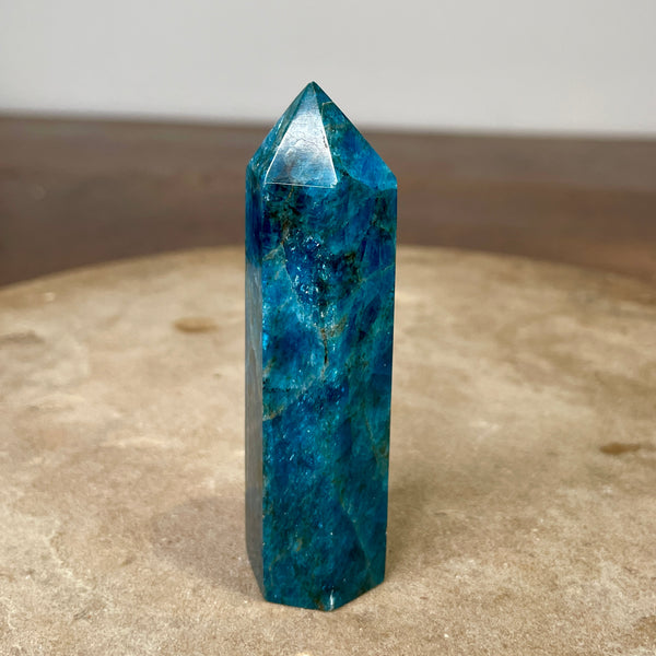 Blue Apatite Tower 8cm