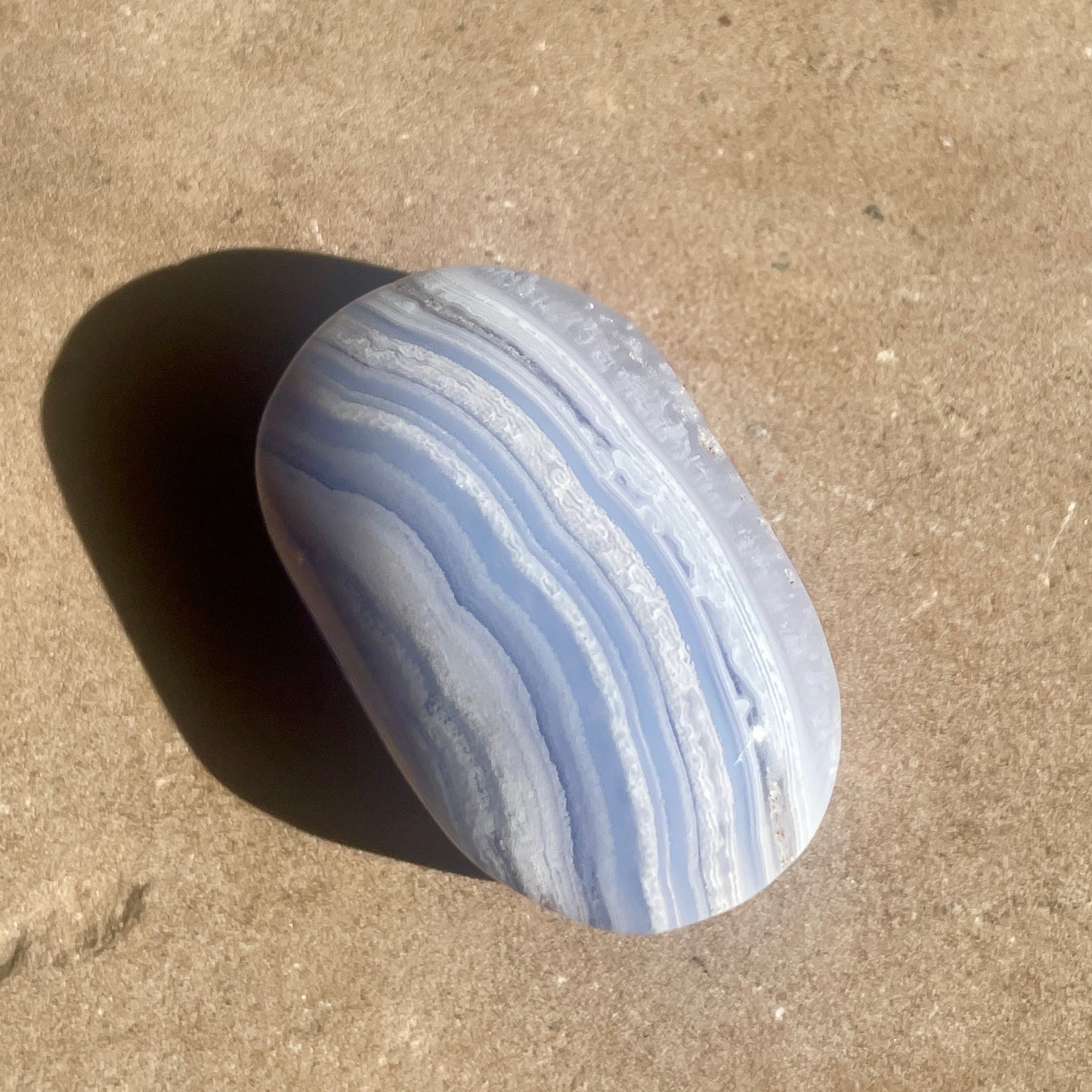 Blue Lace Agate palm stone 4CM