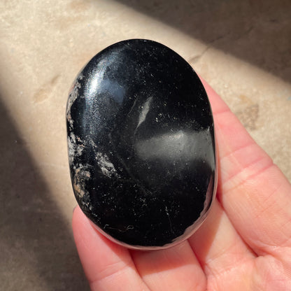 Black Tourmaline Palm stone 5.5CM