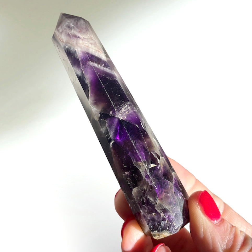 Chevron Amethyst Tower 10.5CM