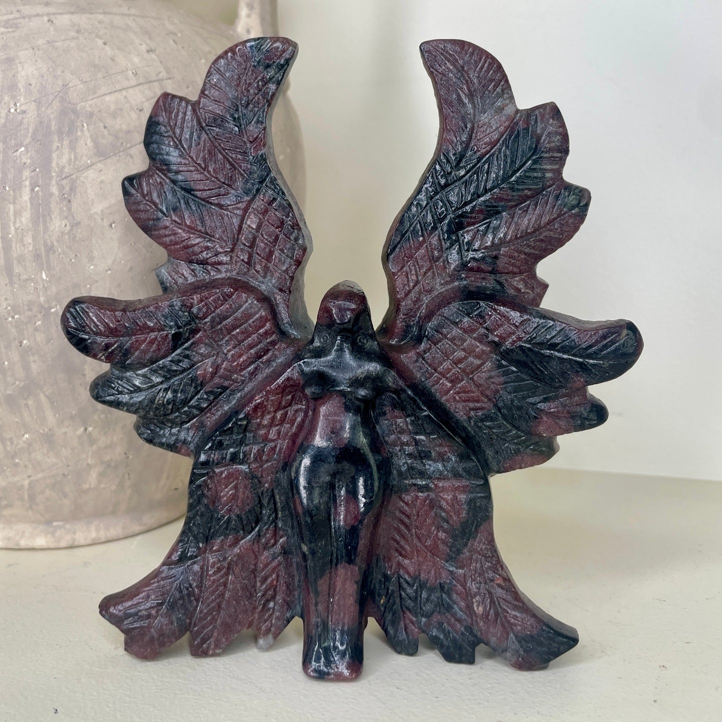 Garnet Goddess Carving 15CM