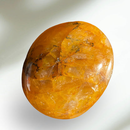 Dendritic Golden Healer Palm stone 6.5CM