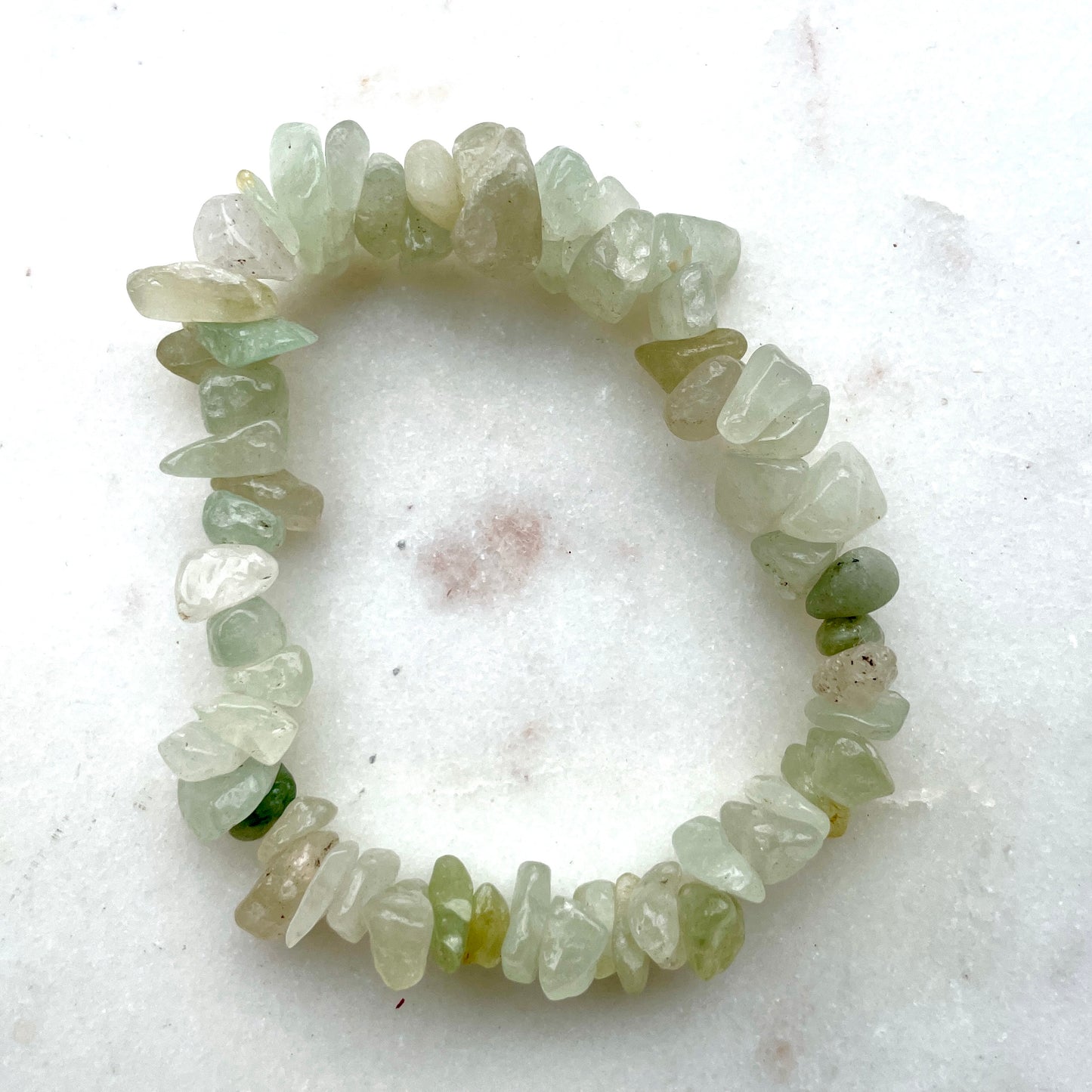 Green aventurine chip bracelet | light