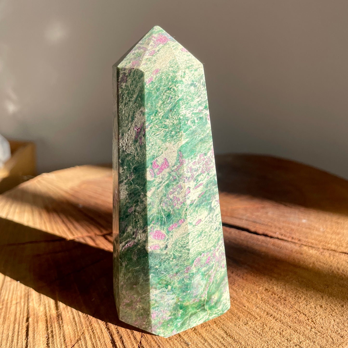Ruby Fuchsite tower 11CM