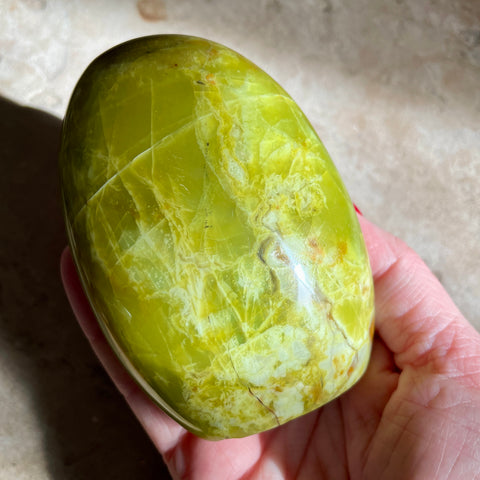 Green Kiwi Opal Freeform 10CM