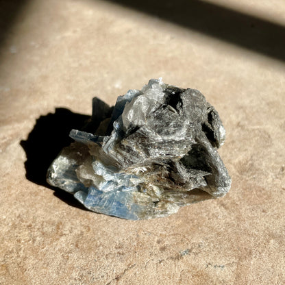 Kyanite cluster 5CM