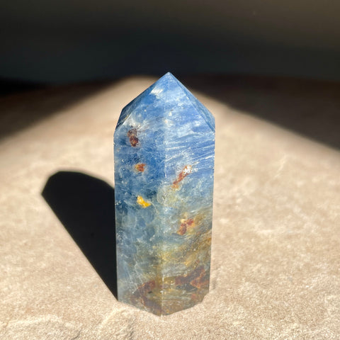 Kyanite tower 5CM