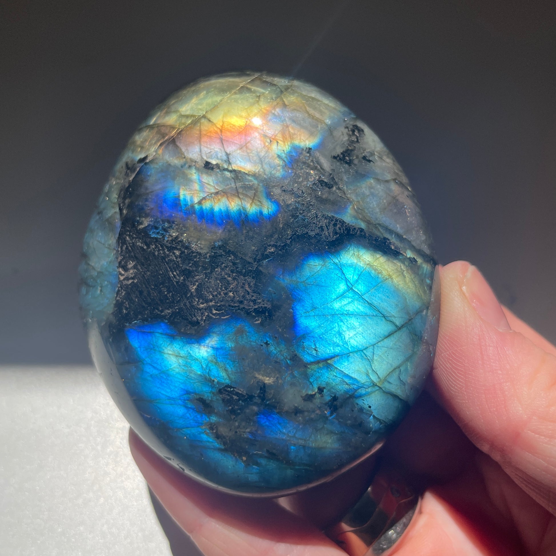 Labradorite Palm stone 7.5CM