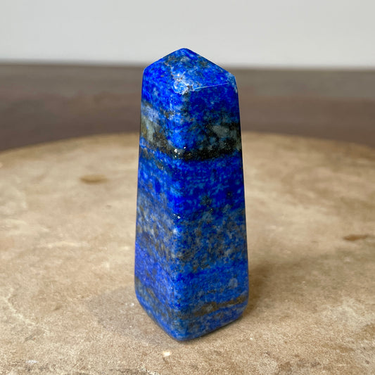 Lapis Lazuli tower 7CM