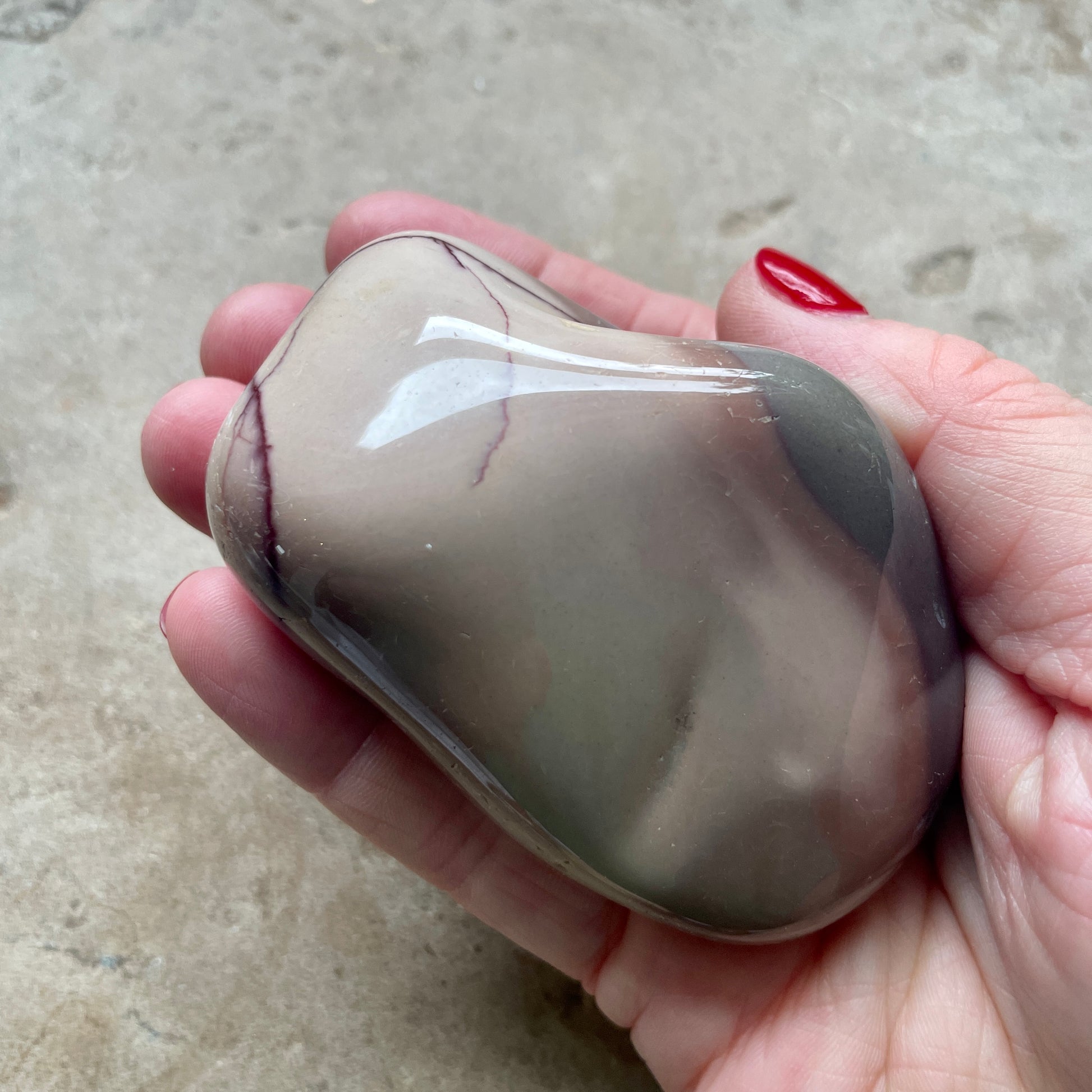 Mookaite Palm stone - LG 1