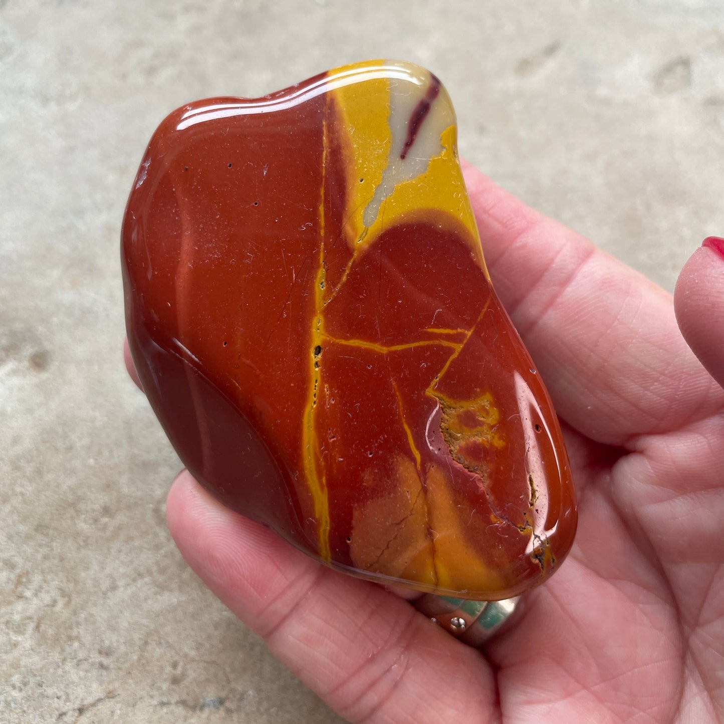 Mookaite Palm stone M1