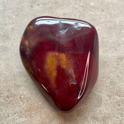 Mookaite Palm stone M3