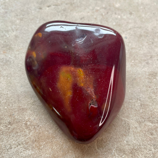 Mookaite Palm stone M3