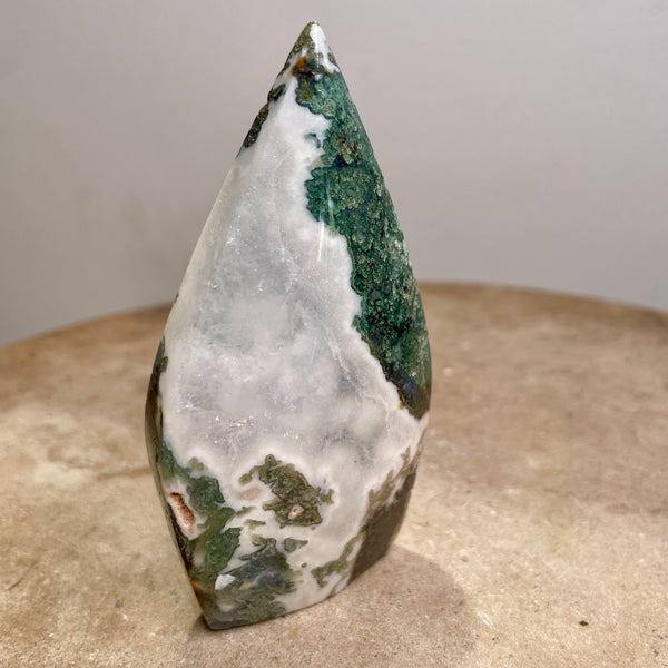 Moss Agate Crystal flame 9CM