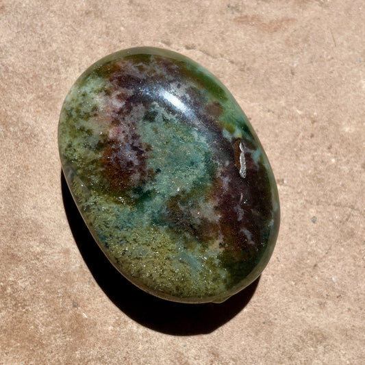 Moss Agate Palm Stone 6CM