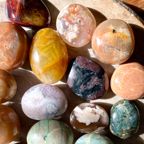 MYSTERY PALM STONE