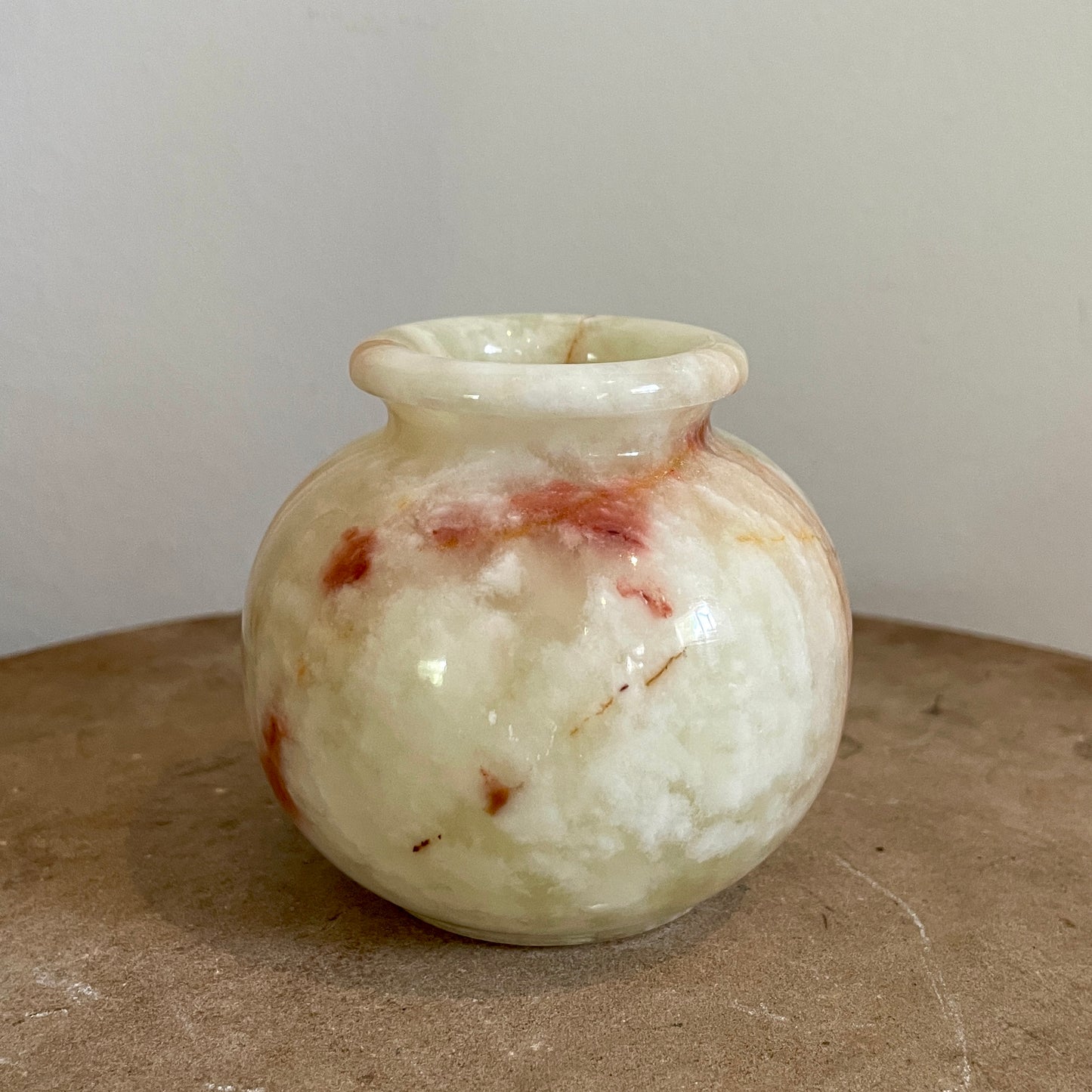 Green Onyx hand crafted Vase 7CM