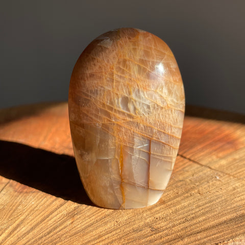 Peach Moonstone Freeform 7.5CM