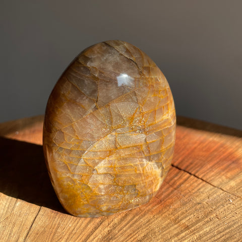 Peach Moonstone Freeform 9CM