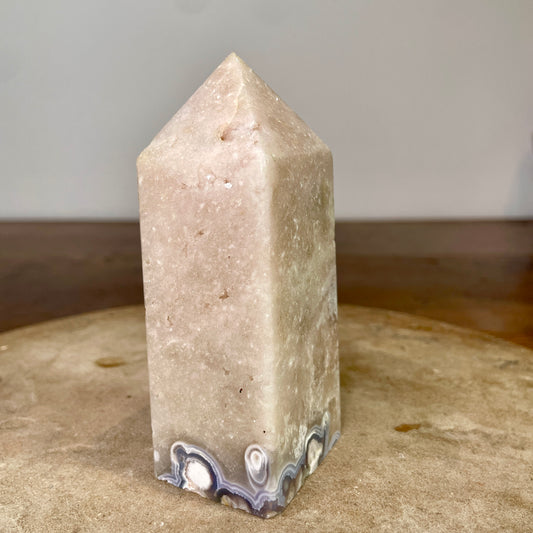 Pink Amethyst Tower with blue agate 11.5cm