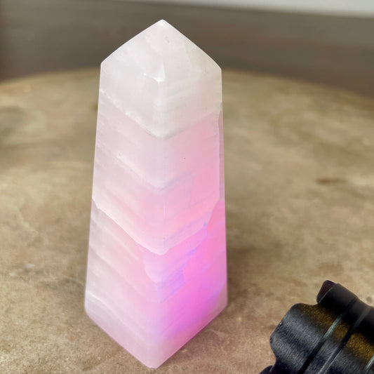 Pink Mangano Calcite Tower 7.5CM