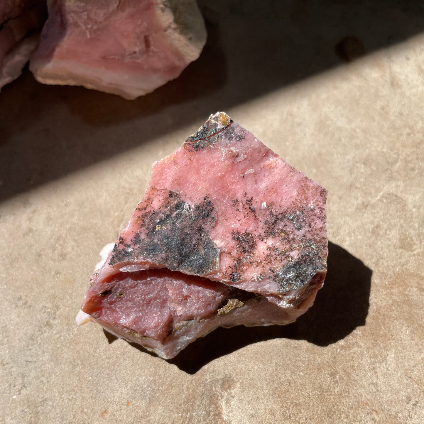 Pink Opal rough - PO1