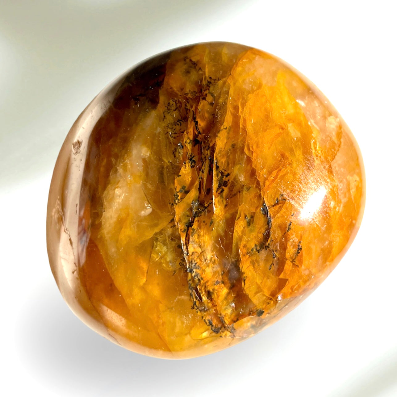 Dendritic Golden Healer Palm stone 6.5CM